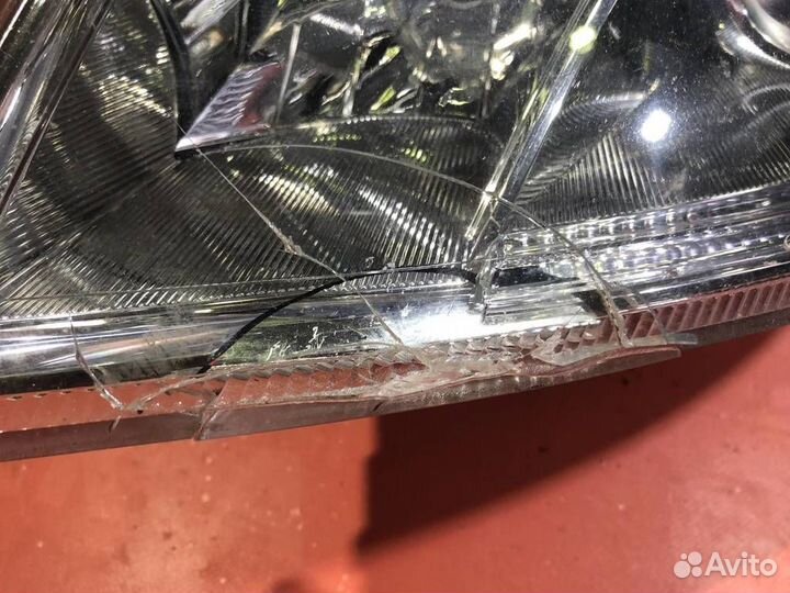 Фара Левая Шкода Октавиа 1Z (2008 - 2013 )