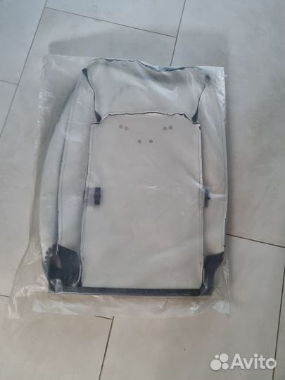 Продам обшивку спинки сиденья водителя