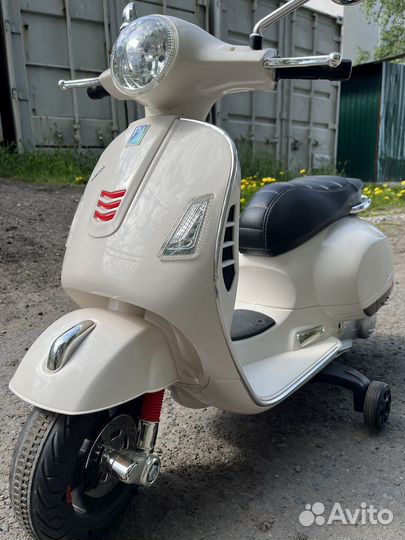 Мотороллер детский Vespa