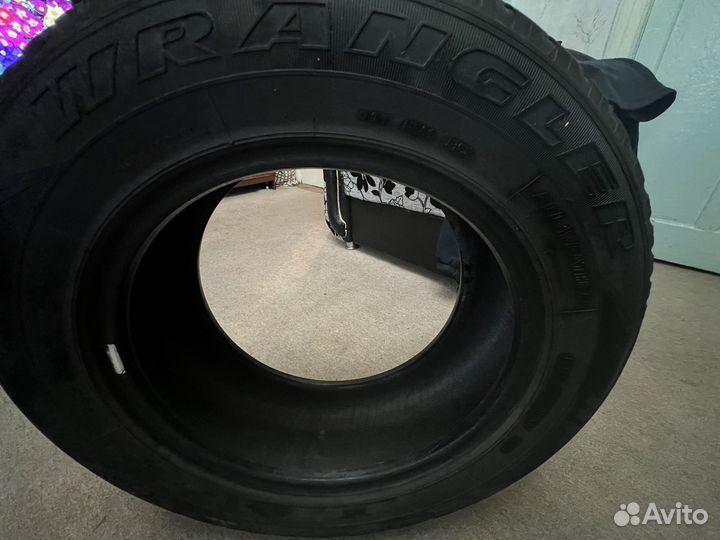Goodyear Wrangler HP 235/65 R17