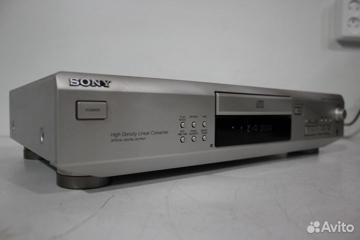 Sony CDP-XE500 CD-Плеер France