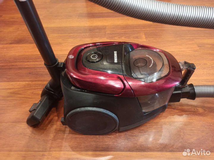 Пылесос Samsung SC18M21