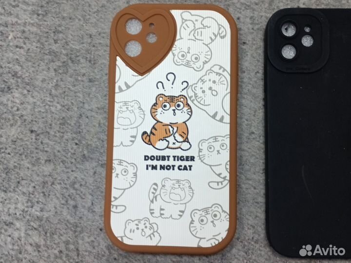 Чехол на Айфоне