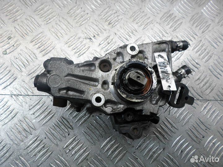 Насос топливный (тнвд) Mercedes-Benz E-Class