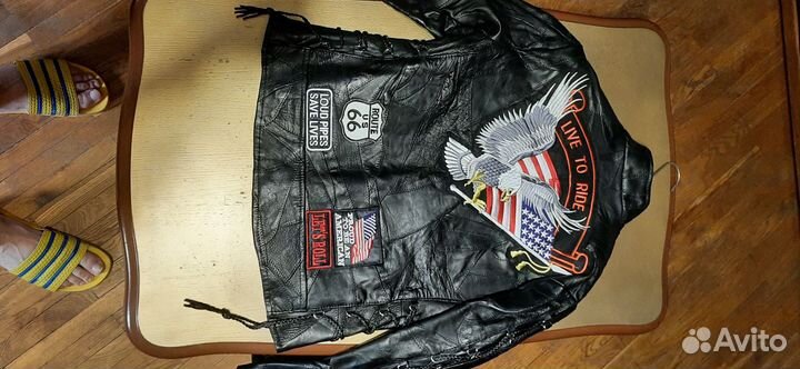 Мото куртка женская кожанная размер s,новая