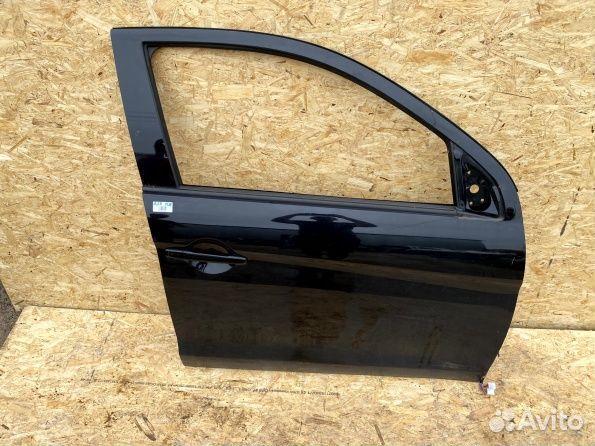 Передняя правая дверь Митсубиси асх