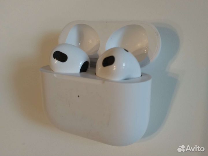 Беспроводные наушники