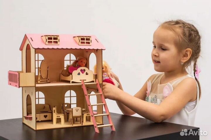 Кукольный домик деревянный 