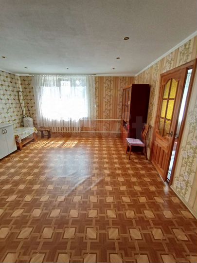 3-к. квартира, 71 м², 1/2 эт.