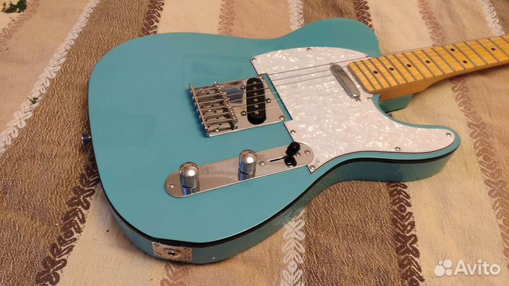 Реплика Fender Telecaster голубой с чёрным кантом