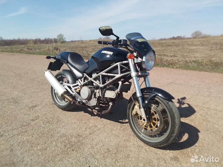 Мотоцикл Ducati 800 Monster