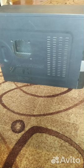 Продаю 2 системных корпуса, пустые