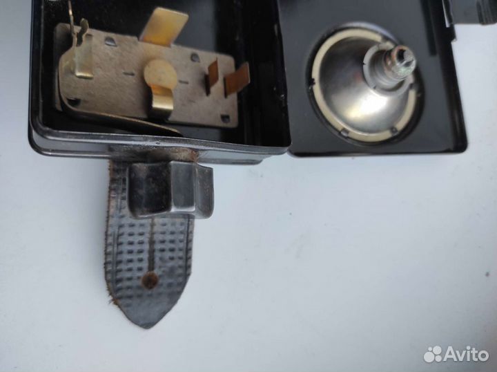 Военный немецкий фонарик Daimon