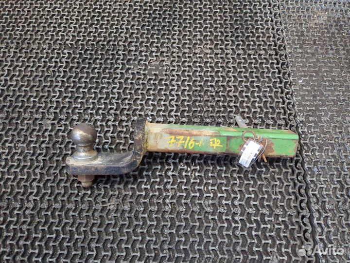 Крюк прицепного устройства Jeep Liberty, 2005