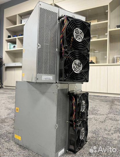 Bitmain Antminer T21 190 TH/s бу