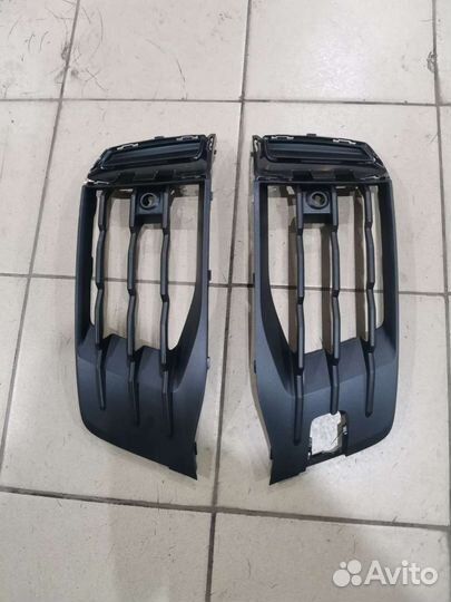 Audi Q7 4M рестайлинг решетка бампера новая