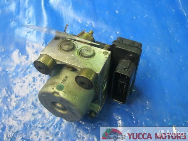 Б/У Блок ABS MMC Airtrek а/т / MR493106 (б/у