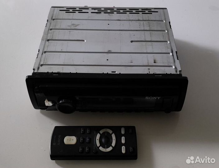 Продам магнитолу