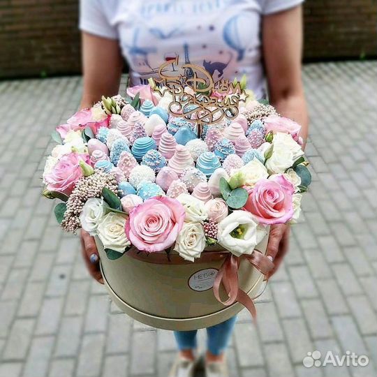 Клубника в шоколаде, Букеты с клубникой