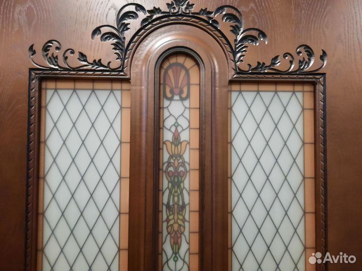 Дверь новая, натуральный шпон, с коробкой