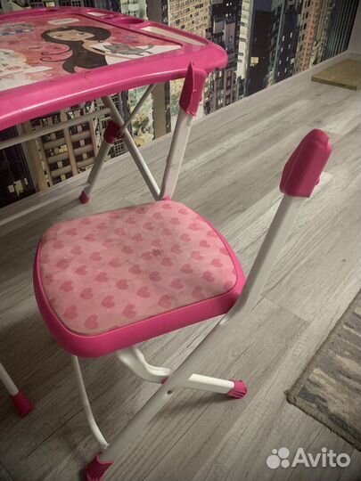Детский столик