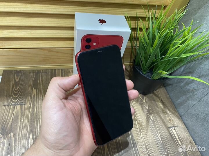 iPhone 11, 64 ГБ