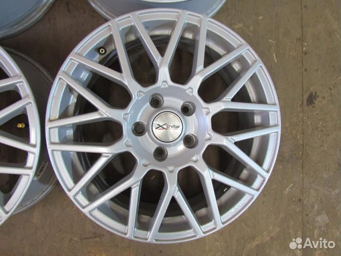 Диски Nissan R17 Литые 5x114.3 J7 HS