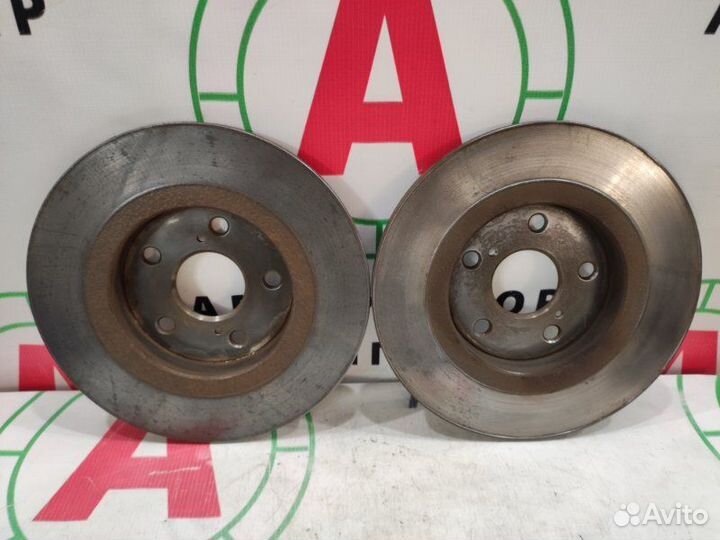 Диски тормозные задние Toyota Avensis ZRT272