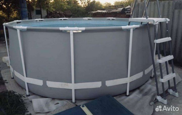 Бассейн intex