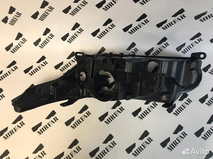 Правый корпус фары Range Rover Sport II 2013-2017