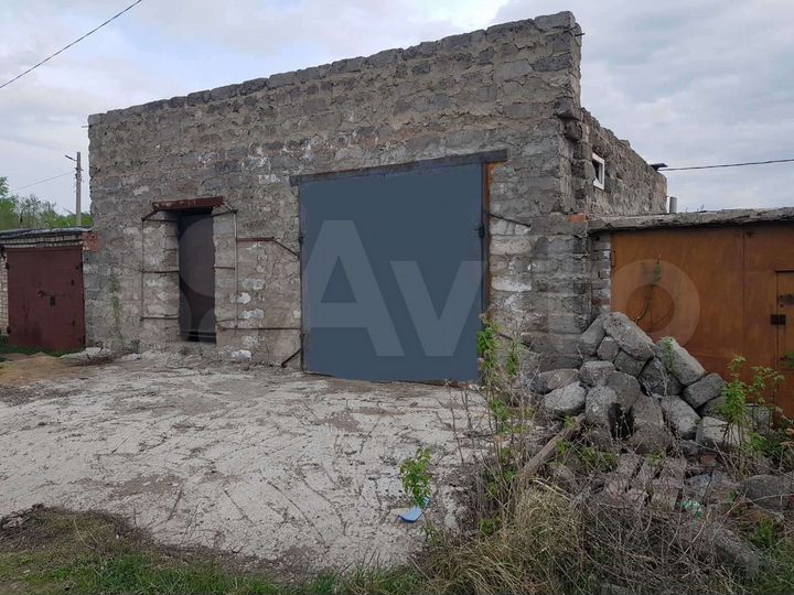 Гараж, > 30 м²