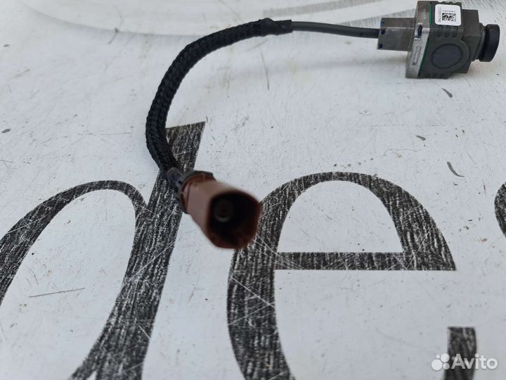 Камера заднего вида Mercedes W213