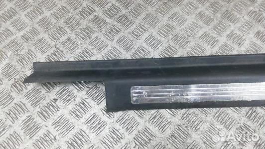 Накладка порога внутренняя правая mercedes benz R