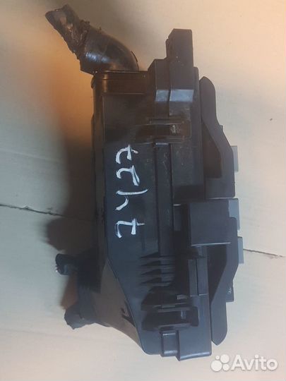 Токораспределительная коробка KIA carens III (06