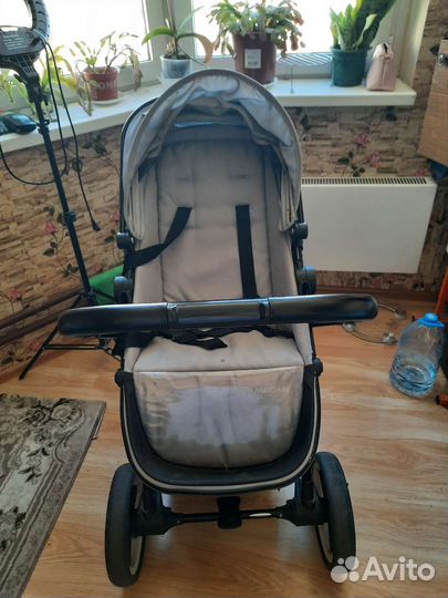 Прогулочная коляска mccann