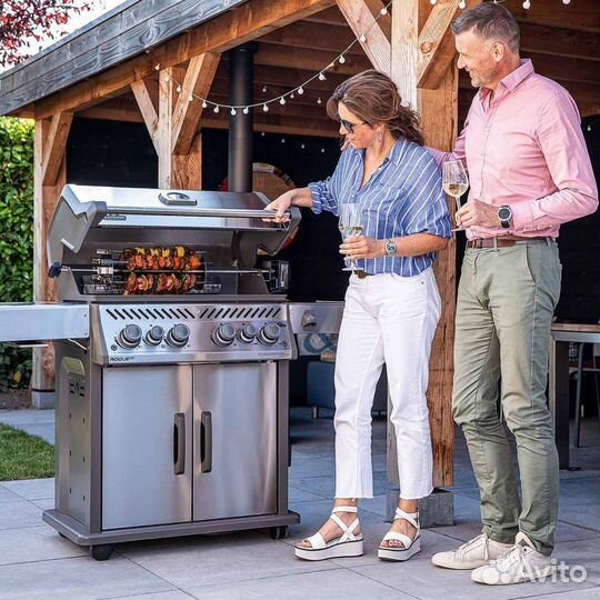 Газовый гриль Napoleon, Rogue-625 SE стальной с ик