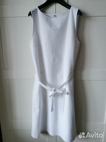 Платье Uniqlo