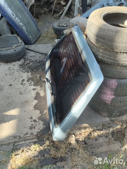 Крышка багажника golf 2