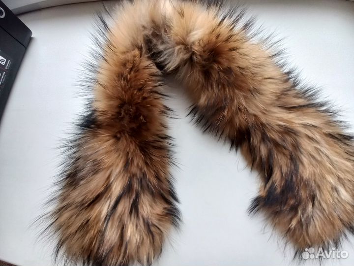 Меховой воротник из енота (новые)