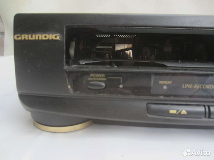 Видеомагнитофон grinding gvp500r