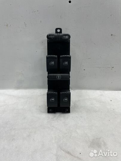 Блок управления стеклоподъемниками VW Passat B5+