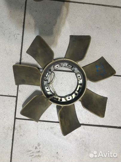 Крыльчатка вентилятора Toyota Crown JZS173 1jzge
