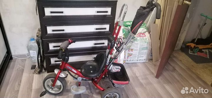 Детский трехколесный велосипед бу