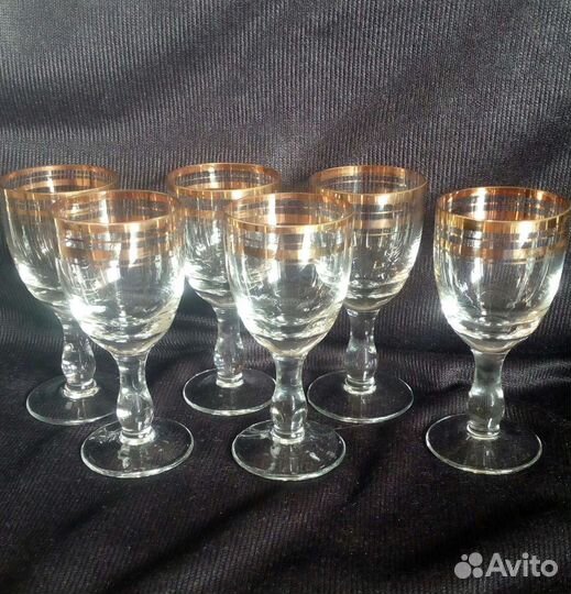 Ретро набор бокалов и рюмок