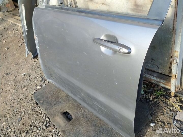 Передняя левая дверь SsangYong actyon