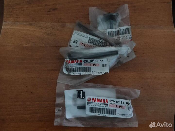 Клапан выпускной Yamaha 5PS-12121-00