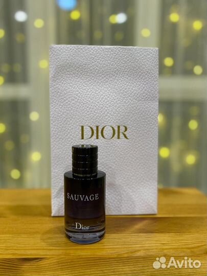Мужская туалетная вода Dior Sauvege (60мл)
