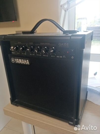 Комбоусилитель Yamaha GA15ll