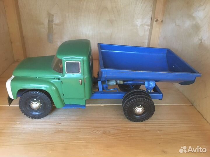 Игрушка машинка СССР