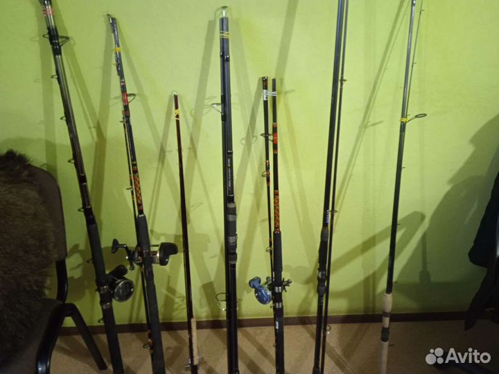 Удилища и спиннинги + всё для удачной ловли